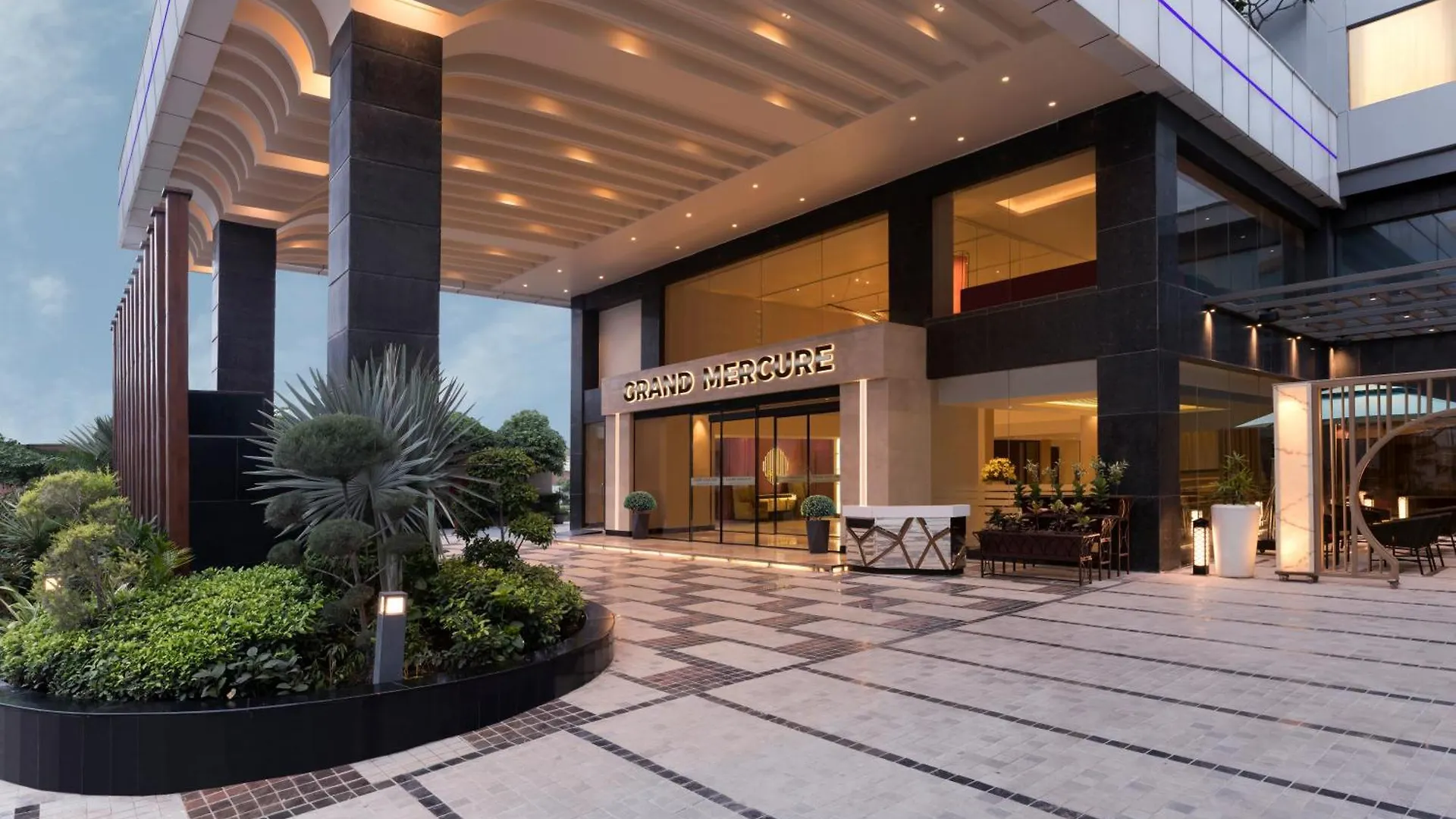 Grand Mercure Agra - An Accor Brand