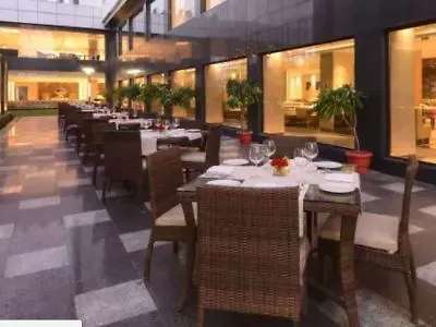 Hotel Grand Mercure Agra - An Accor Brand